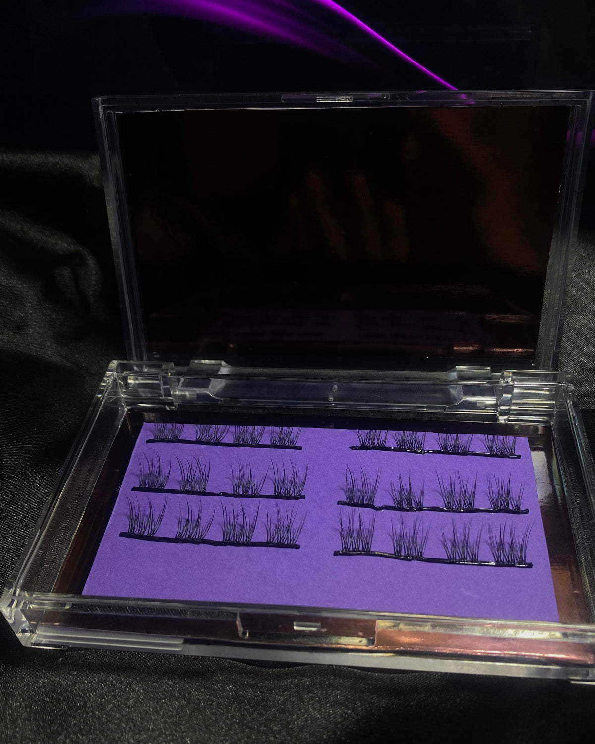 Elora Lash Clusters